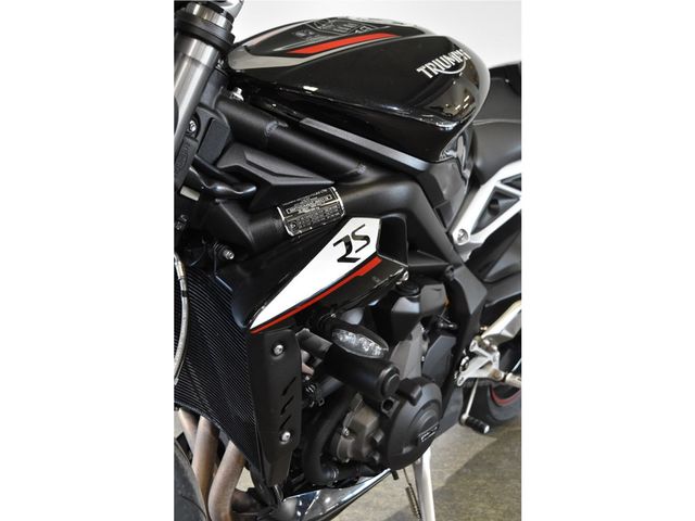 triumph - street-triple-rs
