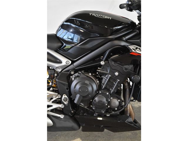 triumph - street-triple-rs
