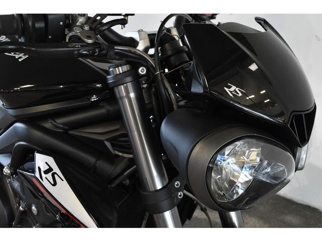 triumph - street-triple-rs
