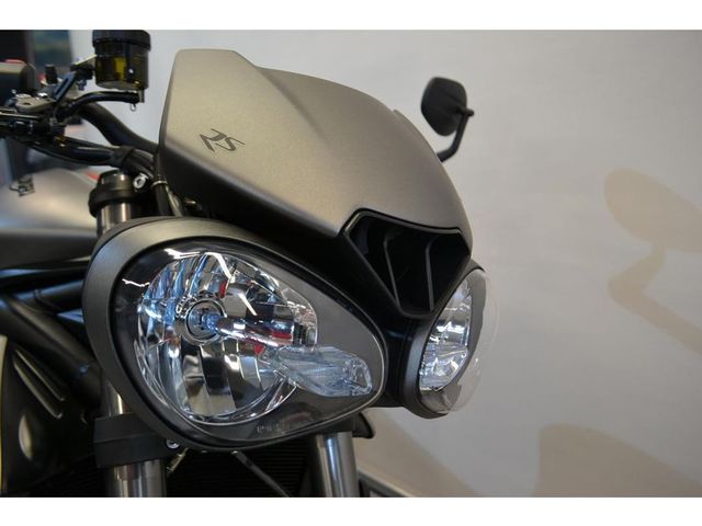 triumph - street-triple-rs