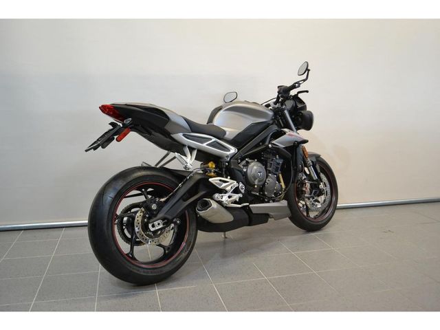 triumph - street-triple-rs