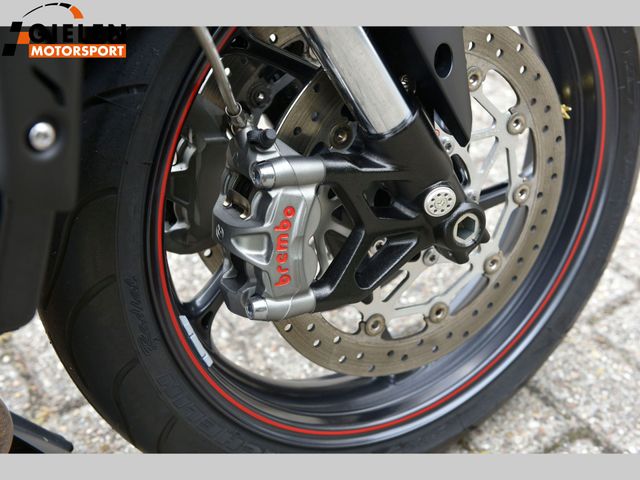 triumph - street-triple-rs