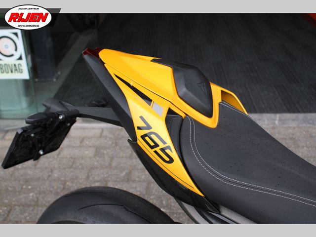 triumph - street-triple-rs
