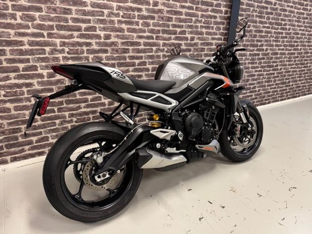 triumph - street-triple-rs