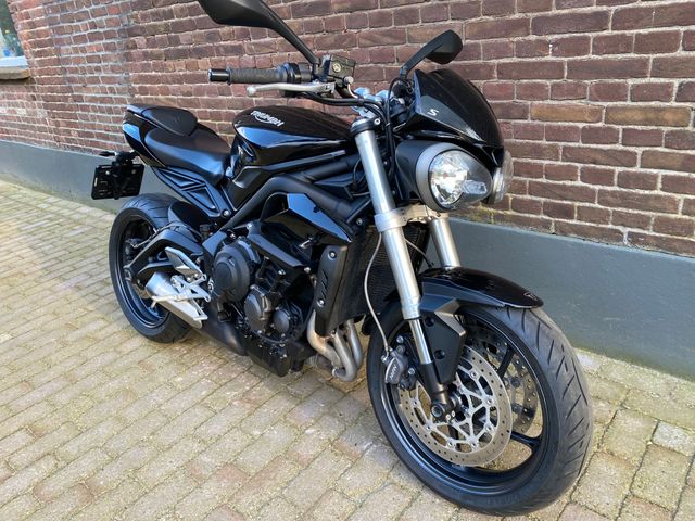 triumph - street-triple-s-a2