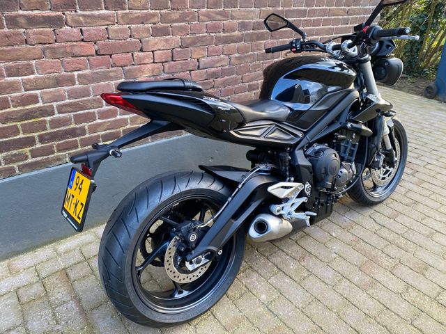 triumph - street-triple-s-a2