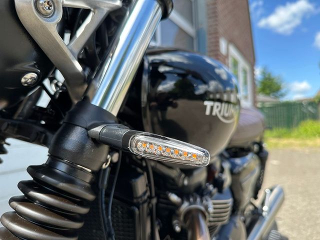triumph - street-twin