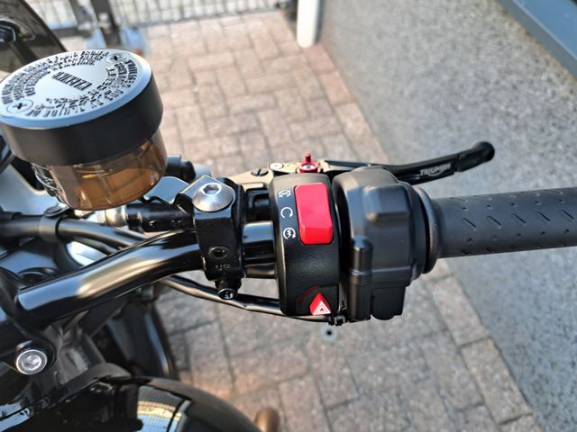 triumph - street-twin