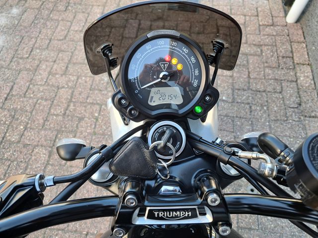 triumph - street-twin