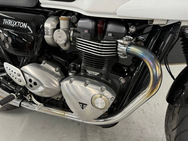 triumph - thruxton-1200