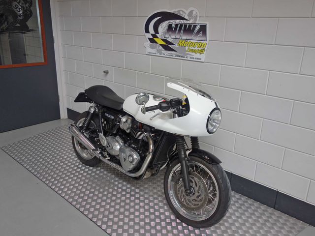 triumph - thruxton-1200