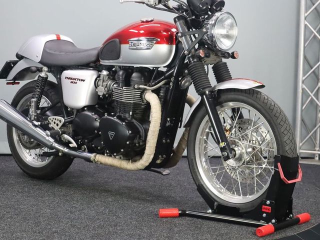 triumph - thruxton