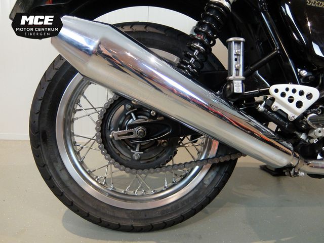 triumph - thruxton