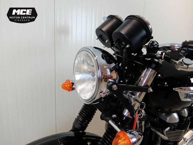 triumph - thruxton