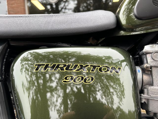 triumph - thruxton-900