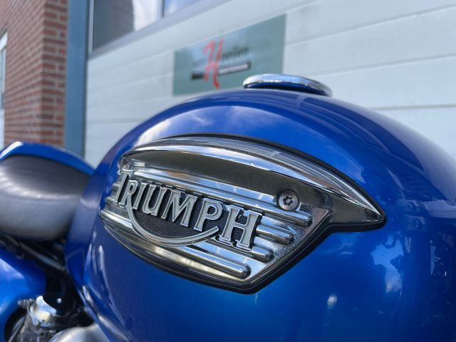 triumph - thruxton-900