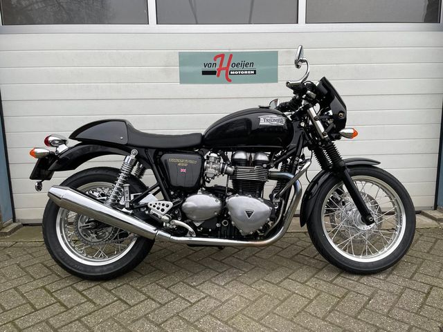 triumph - thruxton-900