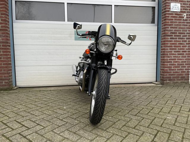 triumph - thruxton-900