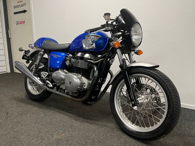 triumph - thruxton-900