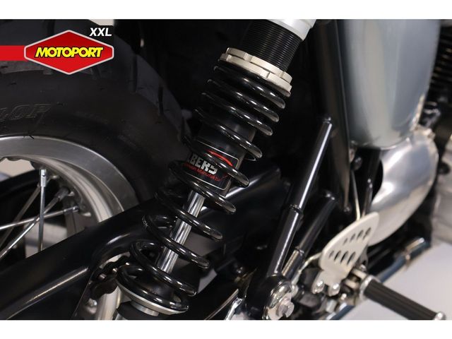 triumph - thruxton-900