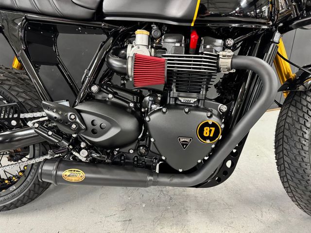 triumph - thruxton-rs