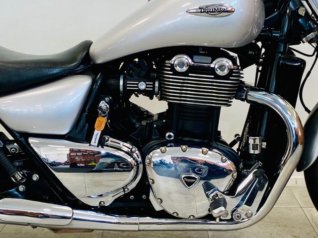 triumph - thunderbird