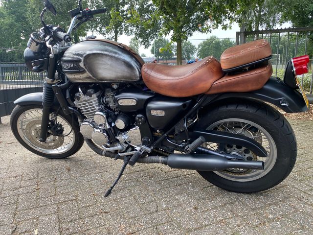 triumph - thunderbird