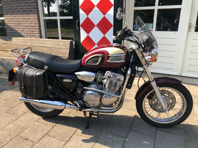 triumph - thunderbird