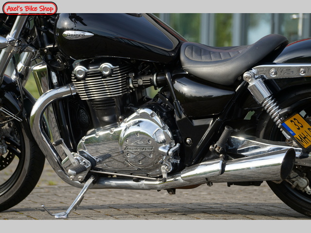 triumph - thunderbird