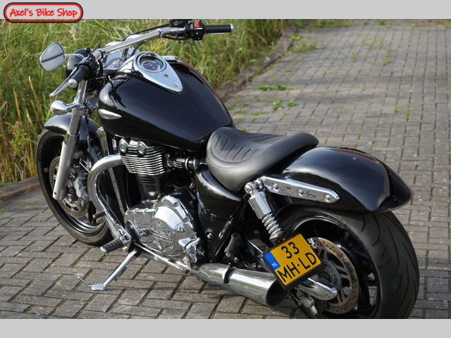 triumph - thunderbird