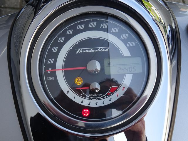 triumph - thunderbird