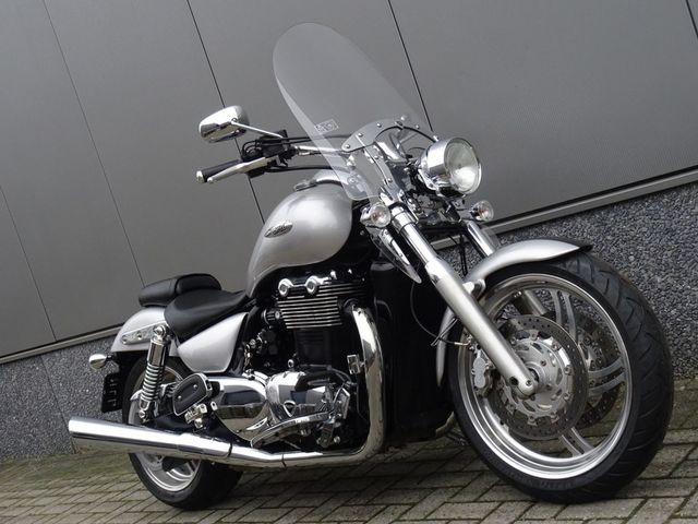 triumph - thunderbird-lt-abs