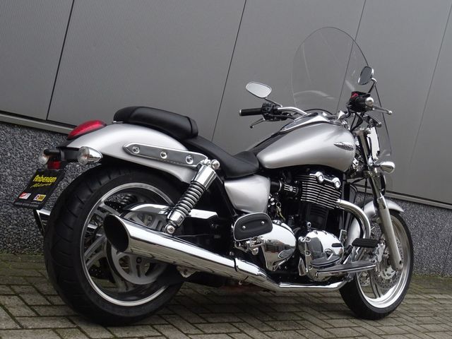 triumph - thunderbird-lt-abs