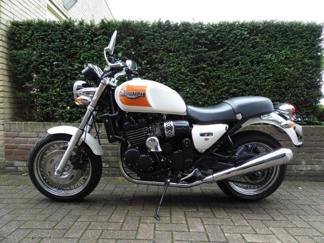 triumph - thunderbird-sport