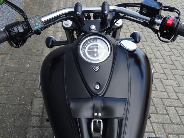 triumph - thunderbird-storm