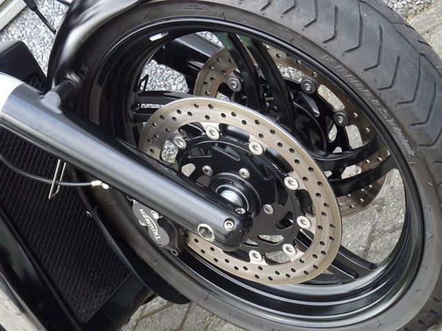 triumph - thunderbird-storm