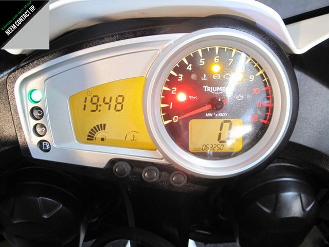 triumph - tiger-1050