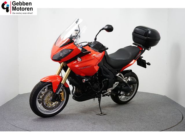 triumph - tiger-1050