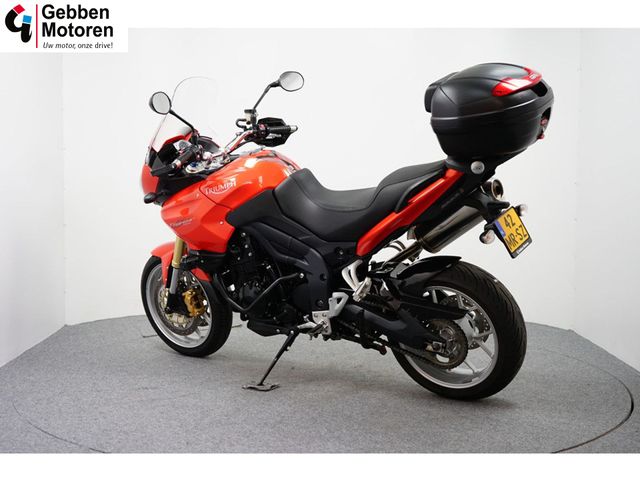 triumph - tiger-1050