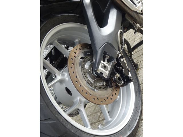 triumph - tiger-1050