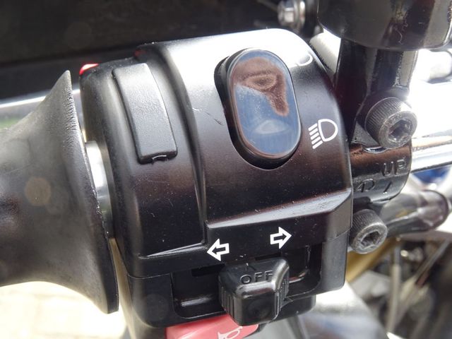 triumph - tiger-1050