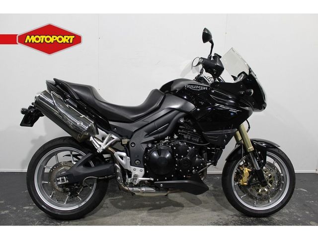 triumph - tiger-1050