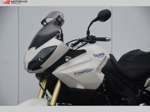 triumph - tiger-1050-abs