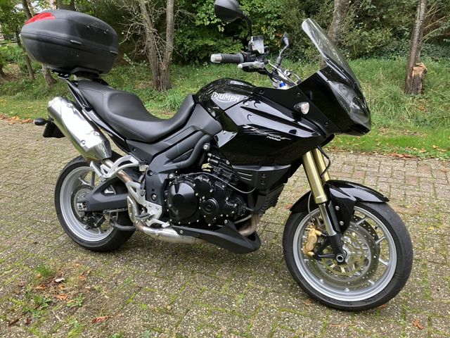 triumph - tiger-1050-abs