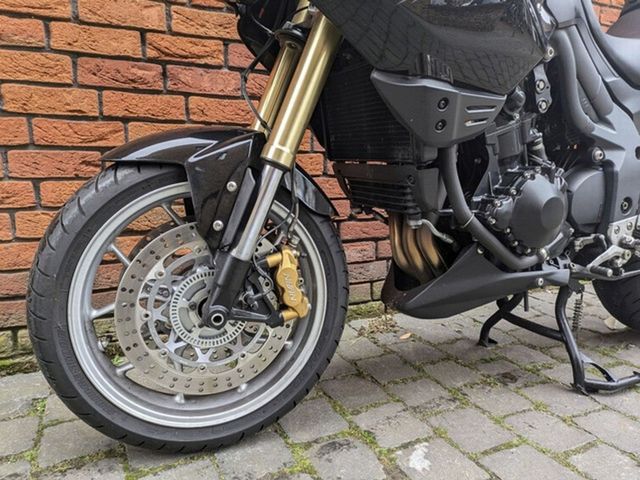 triumph - tiger-1050-abs