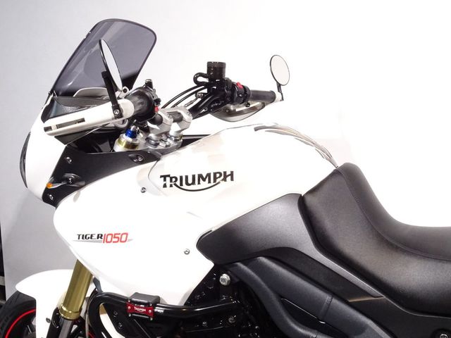 triumph - tiger-1050-abs