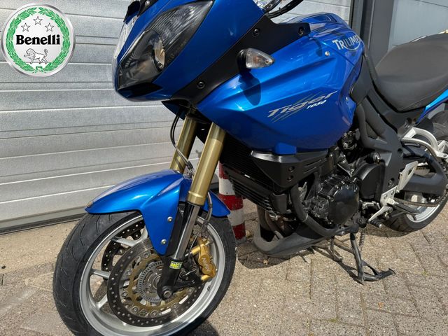 triumph - tiger-1050-abs
