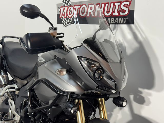 triumph - tiger-1050-se