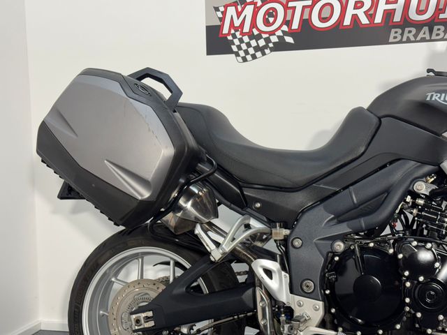 triumph - tiger-1050-se