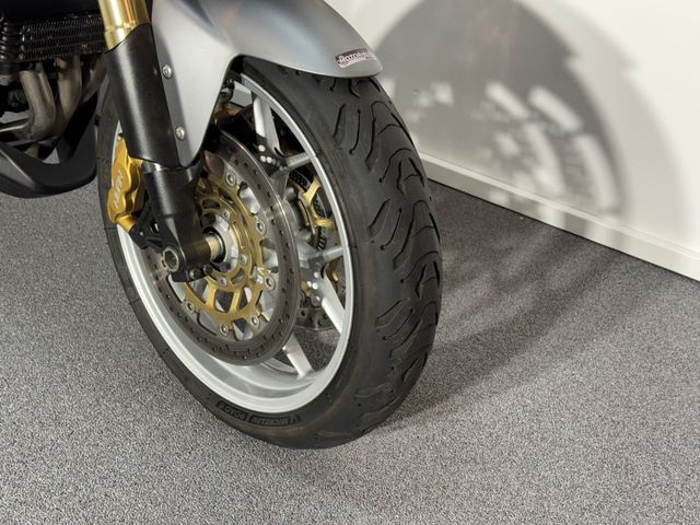 triumph - tiger-1050-se